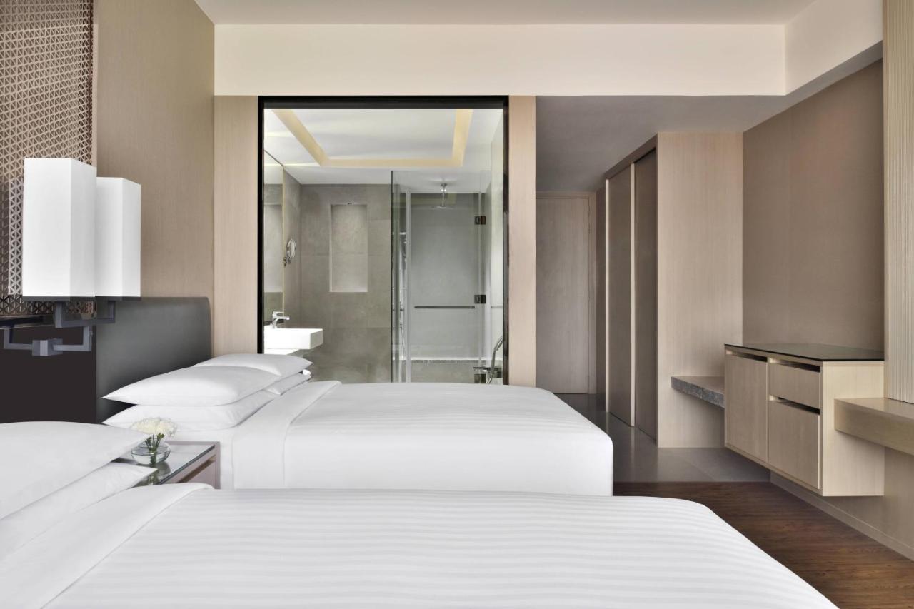Kathmandu Marriott Hotel Buitenkant foto