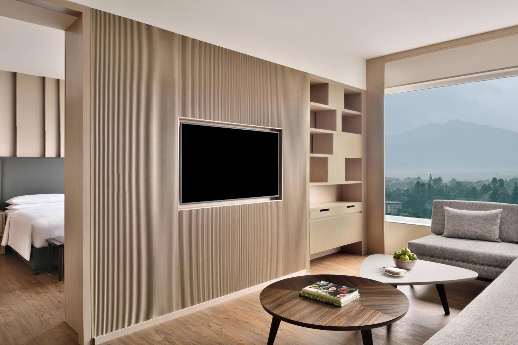 Kathmandu Marriott Hotel Buitenkant foto